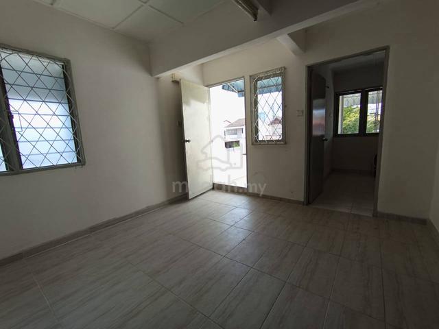 CORNER LOT•RENOVATED•HOT AREA|Double Storey Terrace|Taman Desa Damai 1