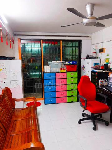 2 Storey Low Cost Jalan Seroja Taman Johor Jaya Renovated Extended 1