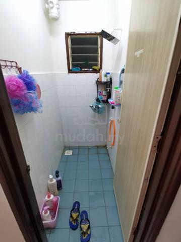 Bilik Sewa Single Wanita Muslim Malaysia Flora Damansara 2