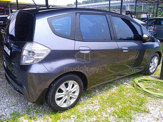 Tip top condition low mileage 126km only 1owner - 4