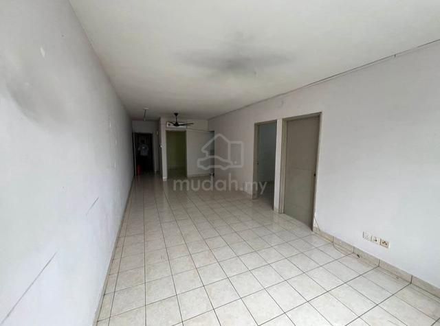 Putatan Platinum Apartment 1