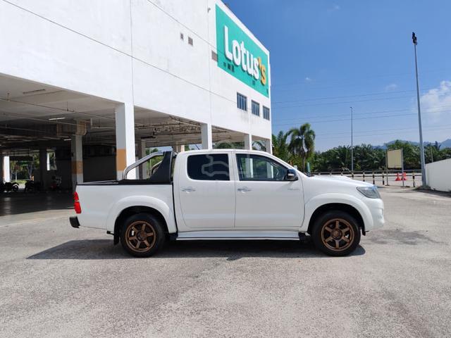 2013 Toyota HILUX 2.5 VNT (M) 1 YRS WRNTY/FOC DELI - 5