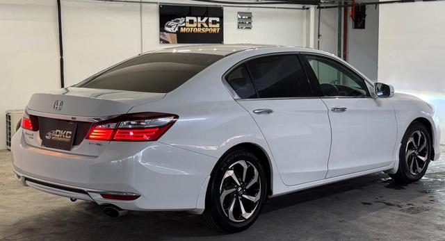 2018 Honda ACCORD 2.0 VTi-L FACELIFT (A) - 4
