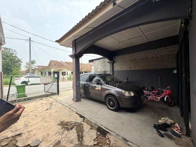 Teres Setingkat Taman Harmoni, Jalan Rompin Lama 1
