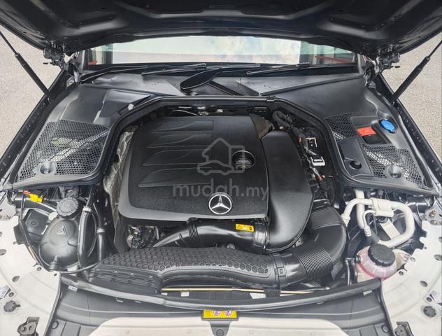 2020 Mercedes Benz C200 1.5 AVANTGARDE (CKD) AMG - 4