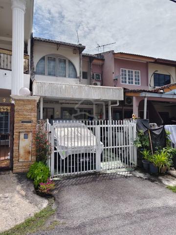 FACING SURAU | PLAYGROUND 2 STOREY FASA 5 TAMAN SRI GOMBAK near UIA 1