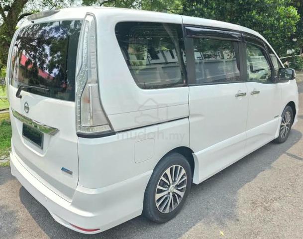 Nissan Serena 2.0 (A) Full Loan Blacklist MalayOwn - 2