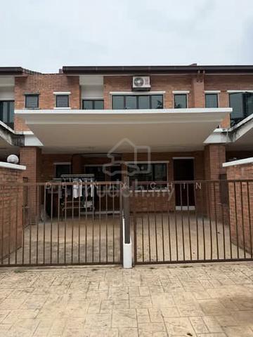 Upper floor Townhouse Gated Taman Bandar Sungai Long SL17 🟡 Mahkota 1