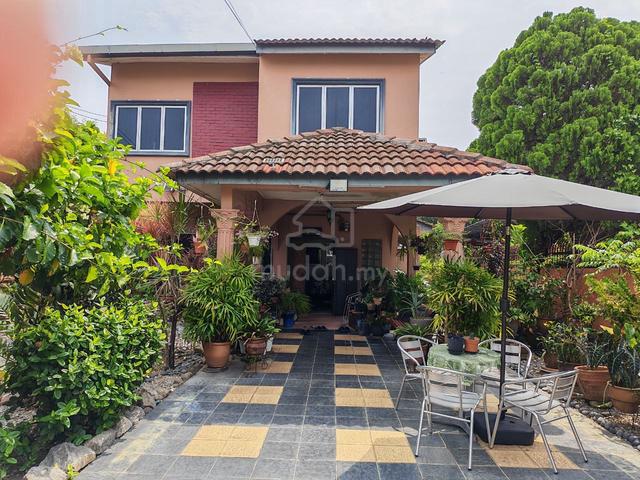 2 Storey Bungalow, Taman Sri Kajang, Negotiable, Condition TOP 1