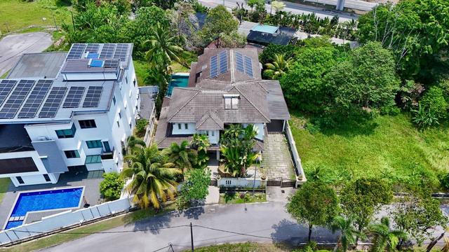 PRIVATE POOL ‼️ Bungalow 2 Storey Seksyen 8 Kota Damansara 1