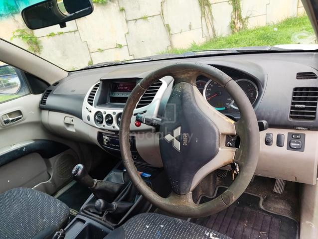 2011 Mitsubishi TRITON 2.5 FACELIFT (M) - 5
