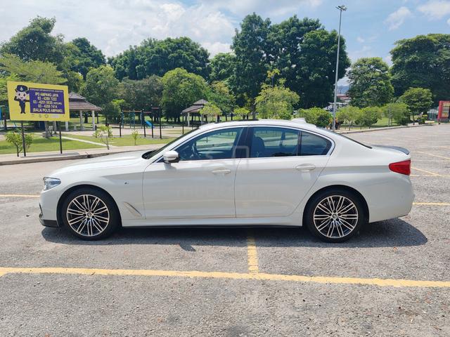 Bmw 530i 2.0 M-SPORT SUNROOF HARMAN KARDON P/BOOT - 5