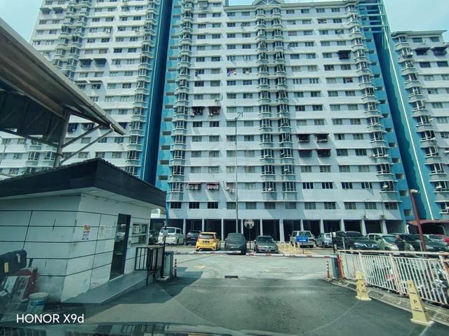 Flat Taman Bukit Angkasa 1