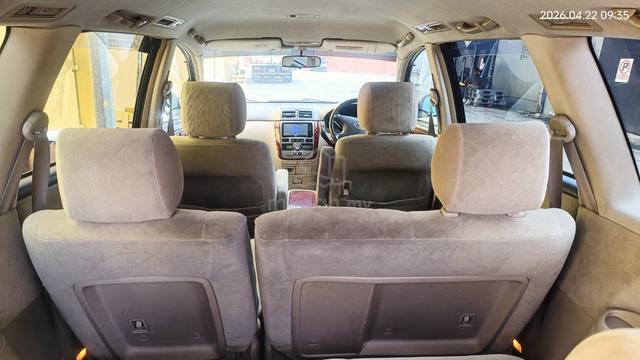 2005 Toyota IPSUM 2.4 240S VVTi FACELIFT (A) - 4