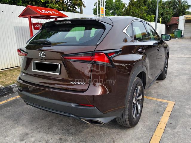 2018 Lexus NX 300 2.0 SUNROOF POWER BOOT - 2