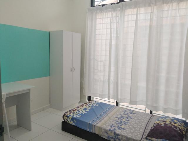 Bukit beruang single room with aircond 1
