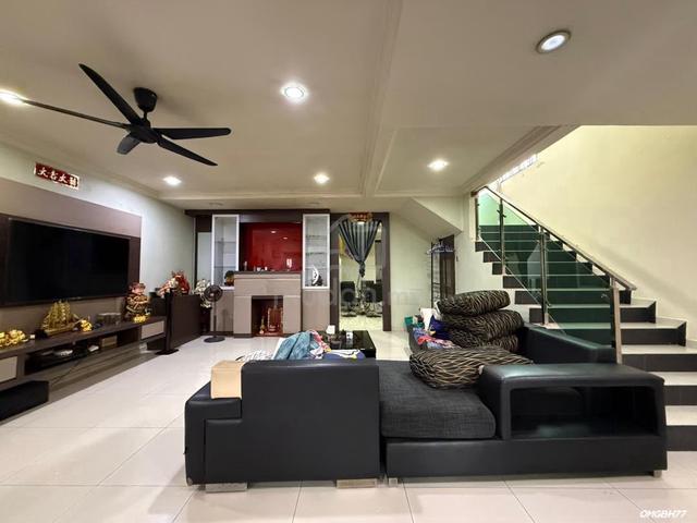 Bandar Bukit Tinggi Klang Double Storey 22x70 Fully Furnish For Rent 1