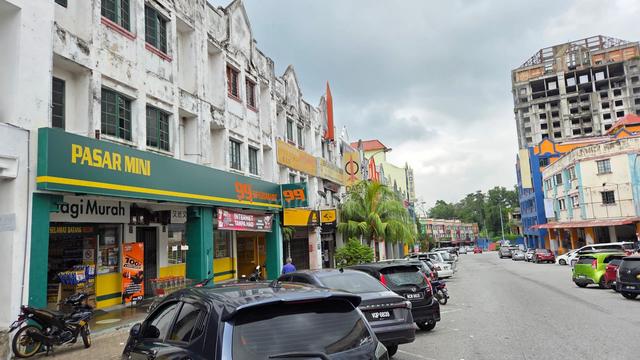 Kemayan Square Good ROI 3 storey Shop for sale 1