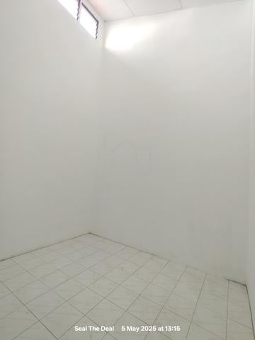 Teres Setingkat Tengah Taman Ayer Molek Seksyen 1 Melaka 4