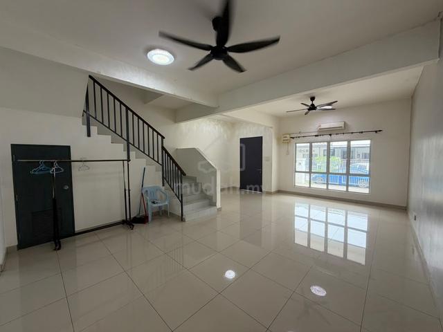 *WTL —Sari Alamanda ，Jalan 7，2 storey House * 1