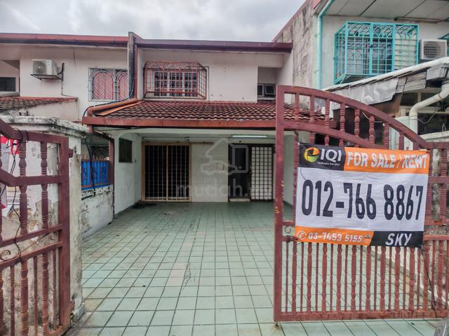 Double storey, Taman muhibbah, Seri Kembangan Near South City 1