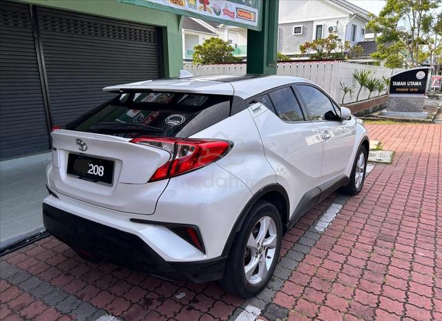 Toyota C-HR 1.8 CBU (A) 2018 White - Direct Owner - 3