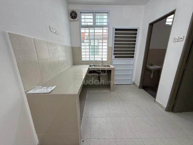 【table top, water heaters, grill】3 Storey House, Scientex Kundang Jaya 1