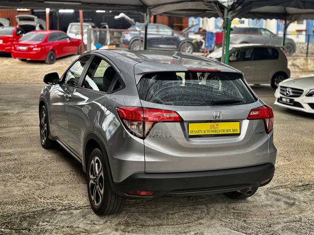 2016 Honda HR-V 1.8 E (A) (FREEE 1 YEARR WARRANTY) - 5