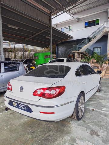 2011 Volkswagen PASSAT 2.0 T FSI (CBU) (A) - 2
