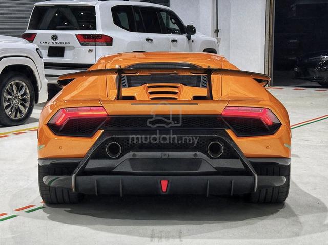 2017 Lamborghini Huracan Performante LP640-4 - 4