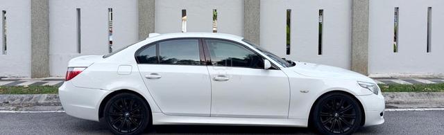 BMW 525i 2.5(A)M SPORT LCI FACELIFT COLLECTION - 3