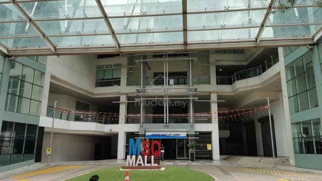 Short walk to MRT station and the curve ikea Next to Qliq hotel 1