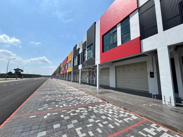Ground Adjoining Unit 2 Storey Shop Molek Residence , Ayer Molek 1