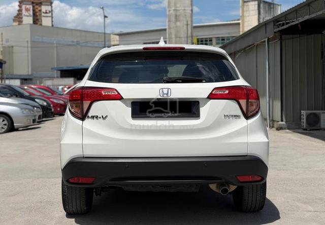 SEMI LEATHER REVERSE CAM 2016 Honda HR-V 1.8 V (A) - 4