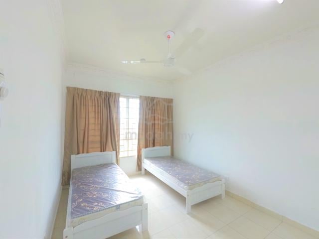 SHARING |GIRL |Inc Api Air|Fully Funished|Banjaria Court Gombak 1