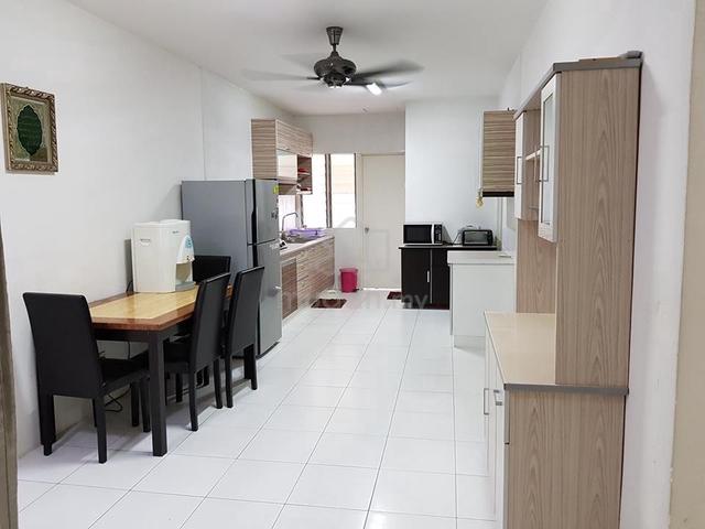 Fully Furnished!!! Pearl Villa Townhouse, Bandar Saujana Putra 1
