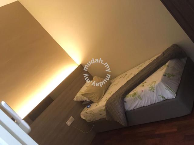 Silverscape @ Hatten City 5