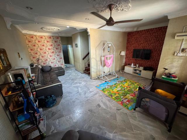 2sty Bandar Kinrara Puchong Extended Renovated 20x70 For Sale 1