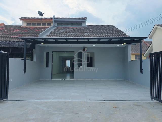 Taman Puteri Wangsa / Ulu Tiram / Johor 1