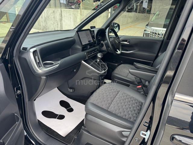 Toyota Voxy 2.0 S-Z - 5