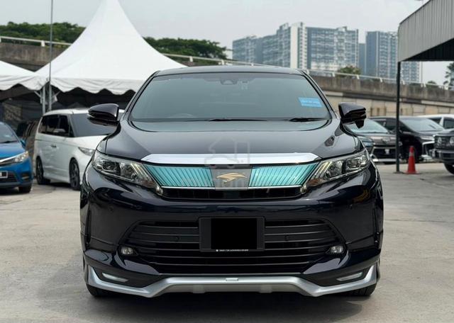 PANORAMIC SUNROOF 2018 Toyota HARRIER 2.0 PREMIUM - 3