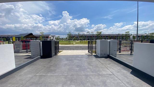 Limited unit - facing playground Casira 3 Bandar Bukit Raja 1