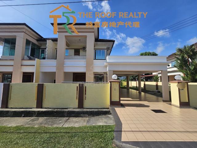 Double Storey Semi Detached at Pujut 1