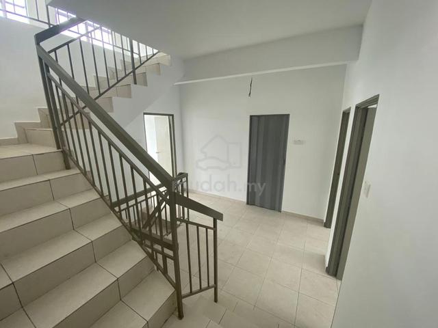 [Below Market] 3 Sty Terrace ,Taman Scientex , Kundang Jaya ,Rawang 4