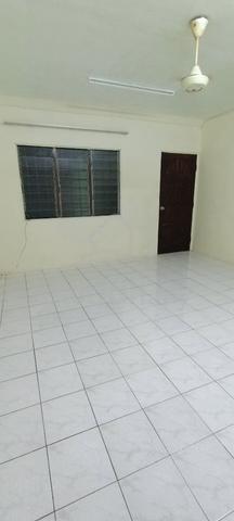 Pangsapuri Baiduri (Bandar Tasik Kesuma) 1