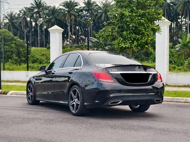 {2016} Mercedes Benz C250 2.0 AMG (A) P/Boot F/Lon - 4