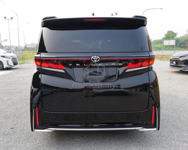 Toyota Vellfire 2.4 Turbocharged Z Premier 2023 - 3