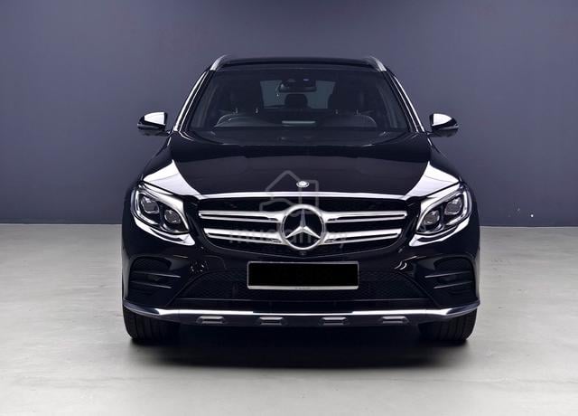 2017 Mercedes Benz GLC250 4MATIC Local 2.0 Sunroof - 3