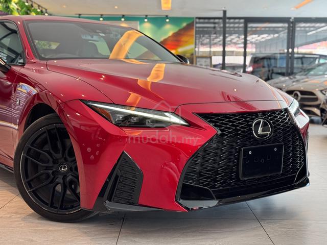UNREG 2023 Lexus IS300 2.0 F-SPORT MODE BLACK - 2