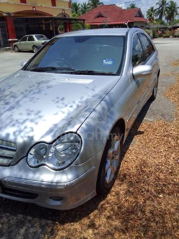 Mercedez Benz c200 untuk dijual - 2